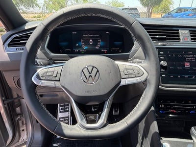 2023 Volkswagen Tiguan SE R-Line Black