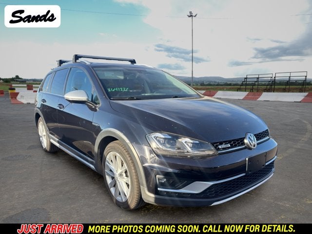 2017 Volkswagen Golf Alltrack Base