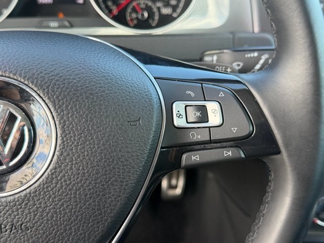 2017 Volkswagen Golf Alltrack Base