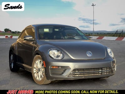 2018 Volkswagen Beetle SE