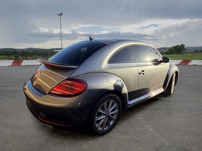 2018 Volkswagen Beetle SE