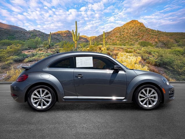 2018 Volkswagen Beetle SE