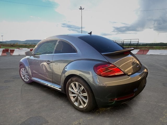 2018 Volkswagen Beetle SE