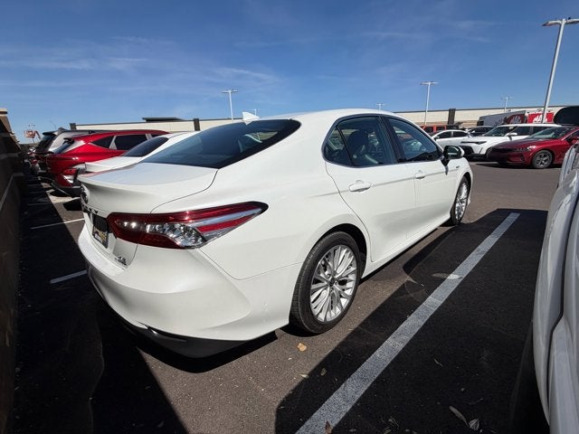 2020 Toyota Camry Hybrid XLE