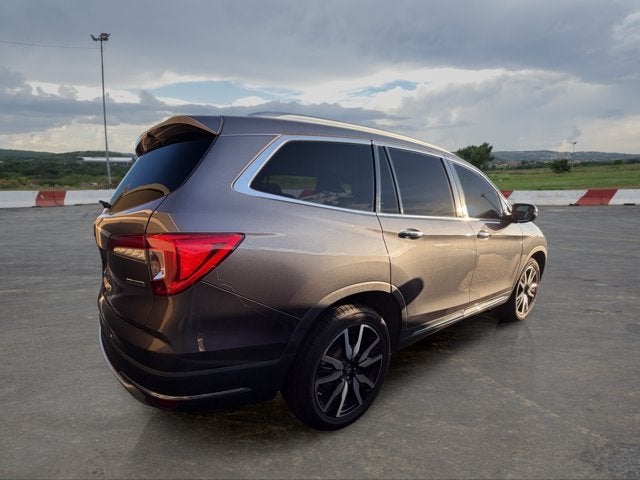2022 Honda Pilot Touring 7-Passenger