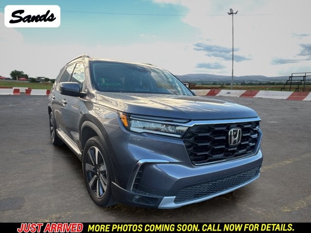 2023 Honda Pilot Touring