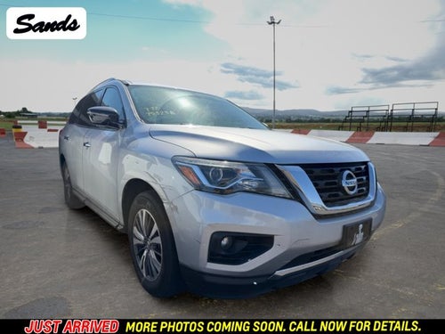 2018 Nissan Pathfinder SV