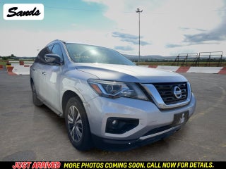 2018 Nissan Pathfinder SV