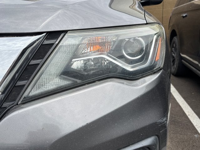2018 Nissan Pathfinder S