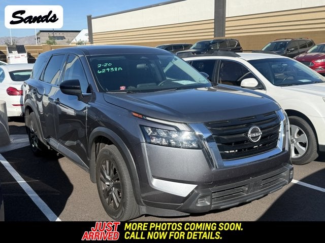 2023 Nissan Pathfinder S