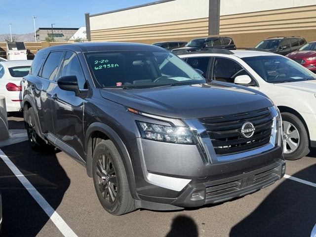 2023 Nissan Pathfinder S