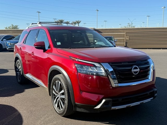 2023 Nissan Pathfinder Platinum