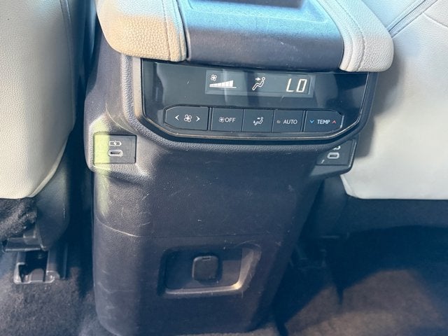 2024 Toyota Grand Highlander Base