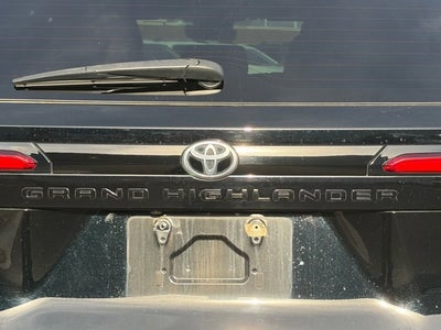 2024 Toyota Grand Highlander Base