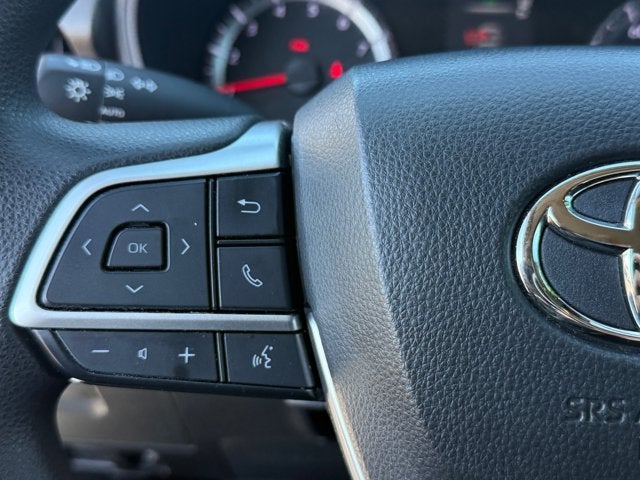 2022 Toyota Highlander L