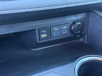 2022 Toyota Highlander L