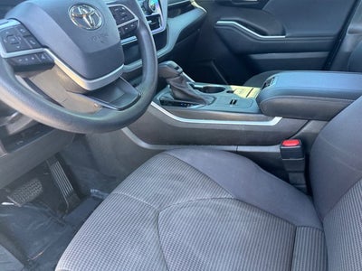 2022 Toyota Highlander L