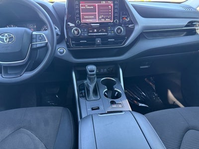2022 Toyota Highlander L