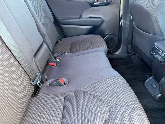 2022 Toyota Highlander L