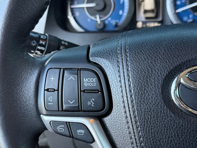 2017 Toyota Sienna Base