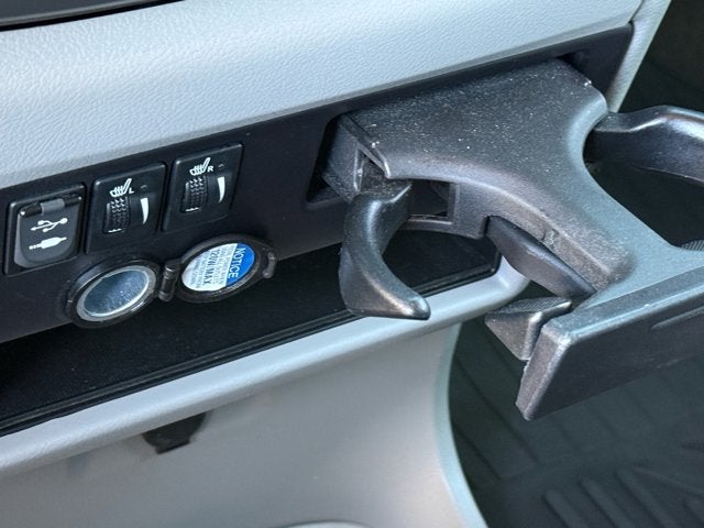2017 Toyota Sienna Base