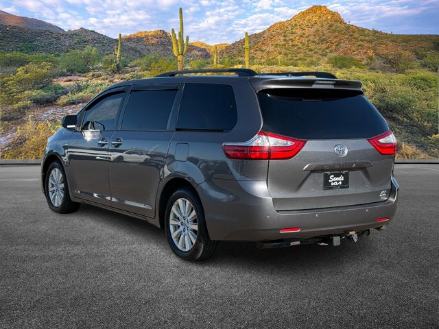 2017 Toyota Sienna Base