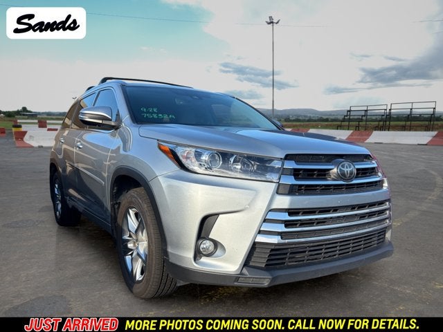 2017 Toyota Highlander Base