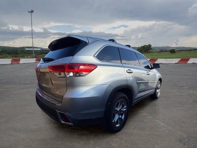 2017 Toyota Highlander Base