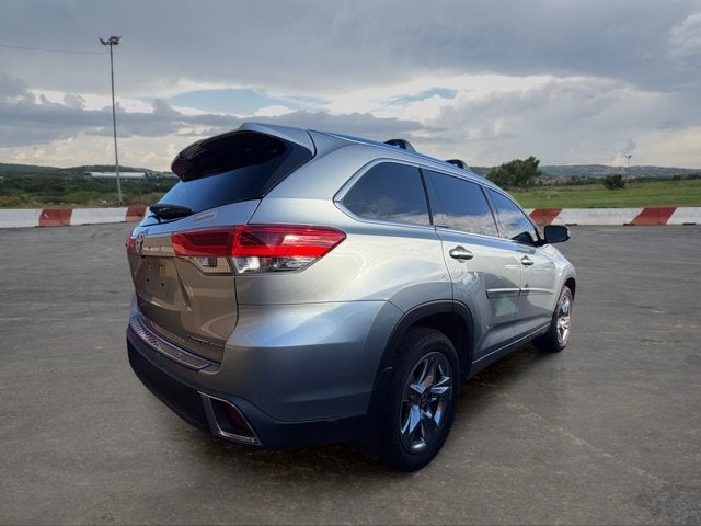 2017 Toyota Highlander Base