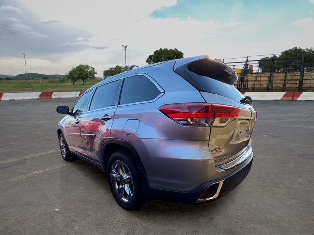 2017 Toyota Highlander Base