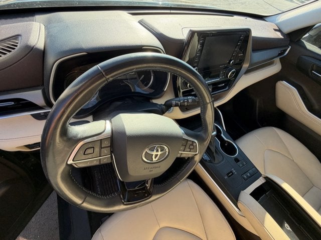2020 Toyota Highlander Hybrid XLE