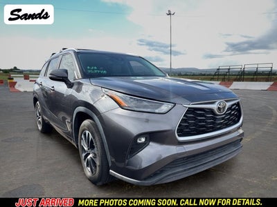 2023 Toyota Highlander Base