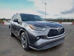2023 Toyota Highlander Base