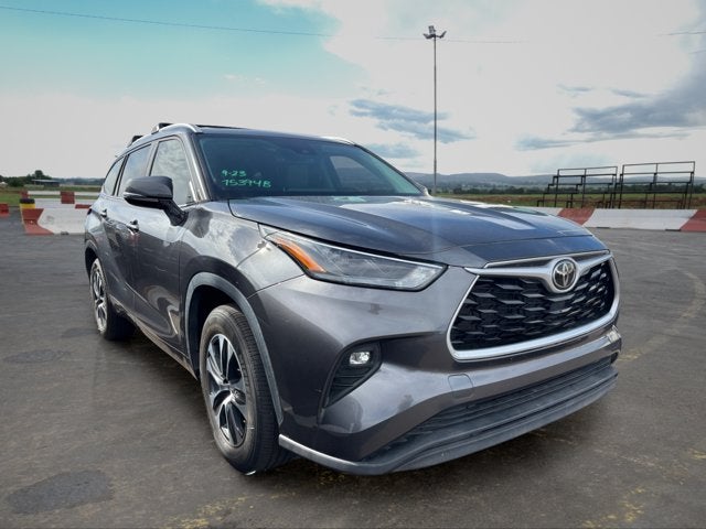 2023 Toyota Highlander Base