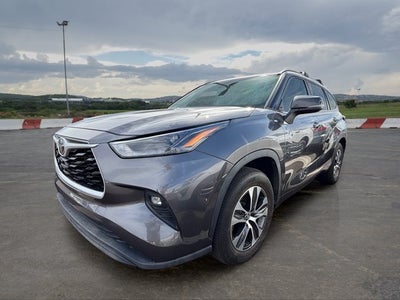 2023 Toyota Highlander Base