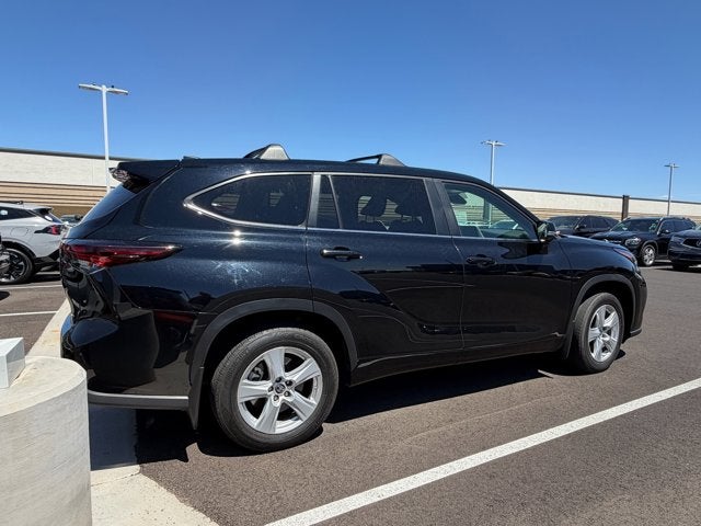 2024 Toyota Highlander Base