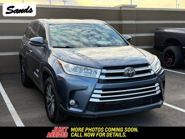 2018 Toyota Highlander Base