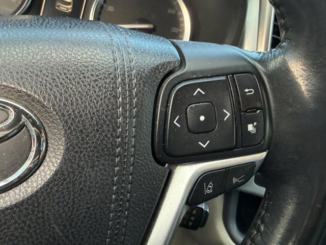 2018 Toyota Highlander Base