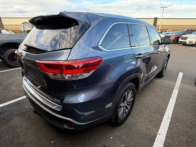 2018 Toyota Highlander Base