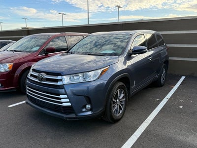 2018 Toyota Highlander Base
