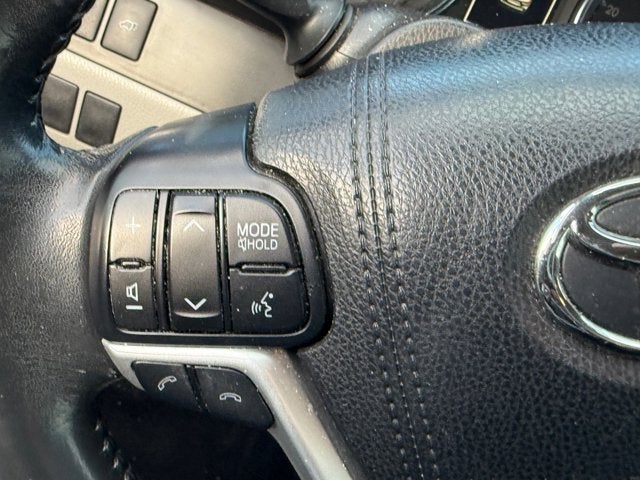 2018 Toyota Highlander Base