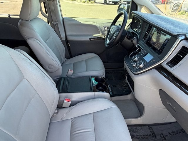 2015 Toyota Sienna Base