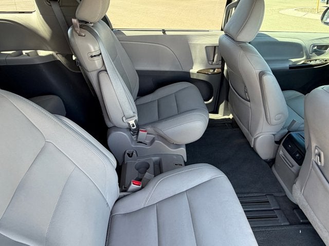 2015 Toyota Sienna Base