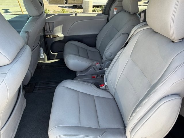 2015 Toyota Sienna Base