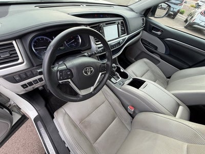 2019 Toyota Highlander Base