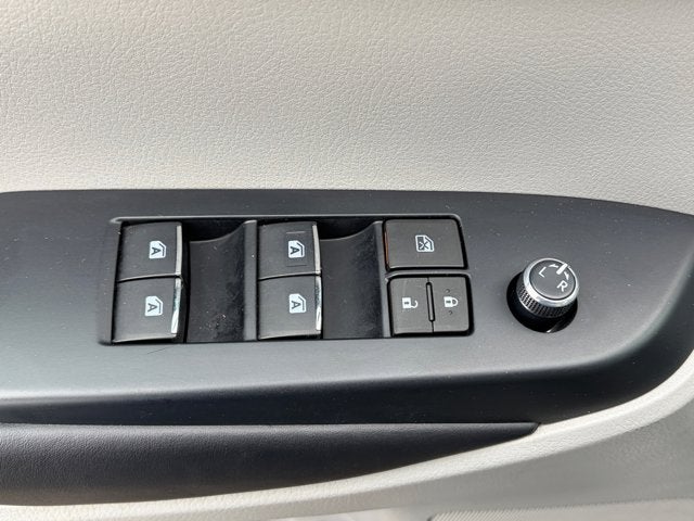 2019 Toyota Highlander Base