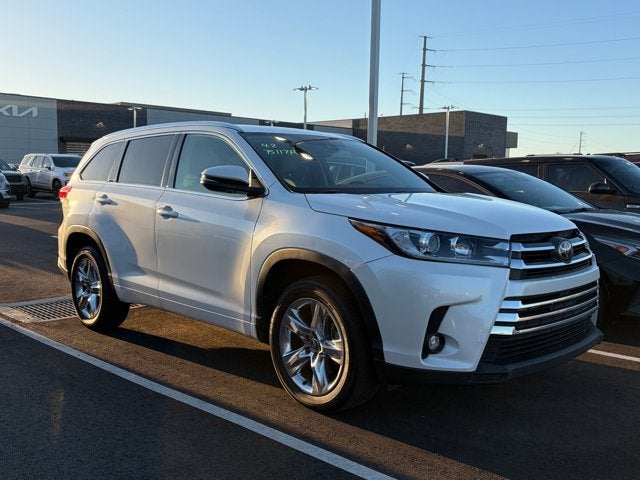 2019 Toyota Highlander Base