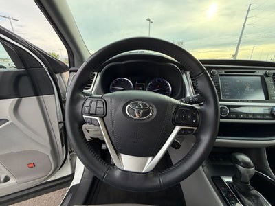 2019 Toyota Highlander Base