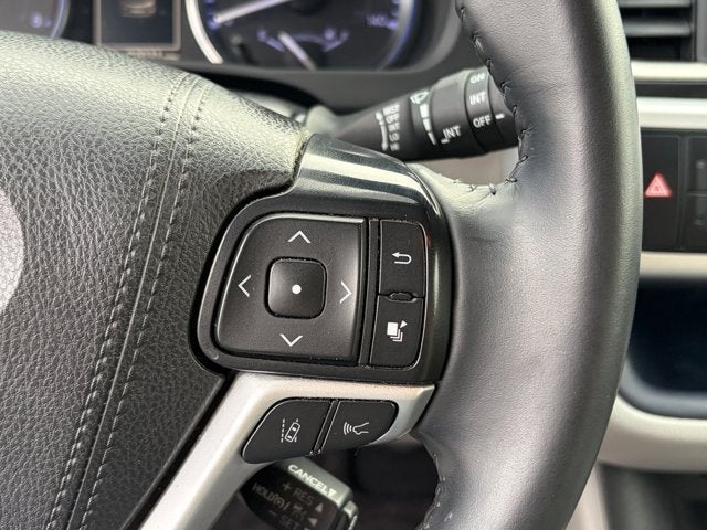 2019 Toyota Highlander Base