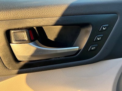 2019 Toyota Highlander Base